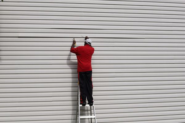 Cost of Loose Siding Repair in Columbus